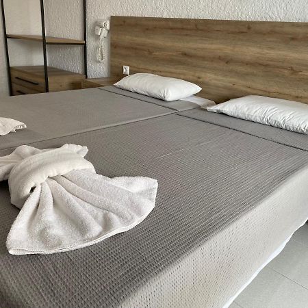 Georgina Hotel Agia Marina  Bagian luar foto