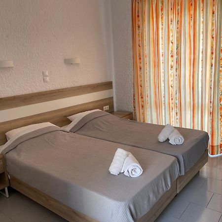 Georgina Hotel Agia Marina  Bagian luar foto
