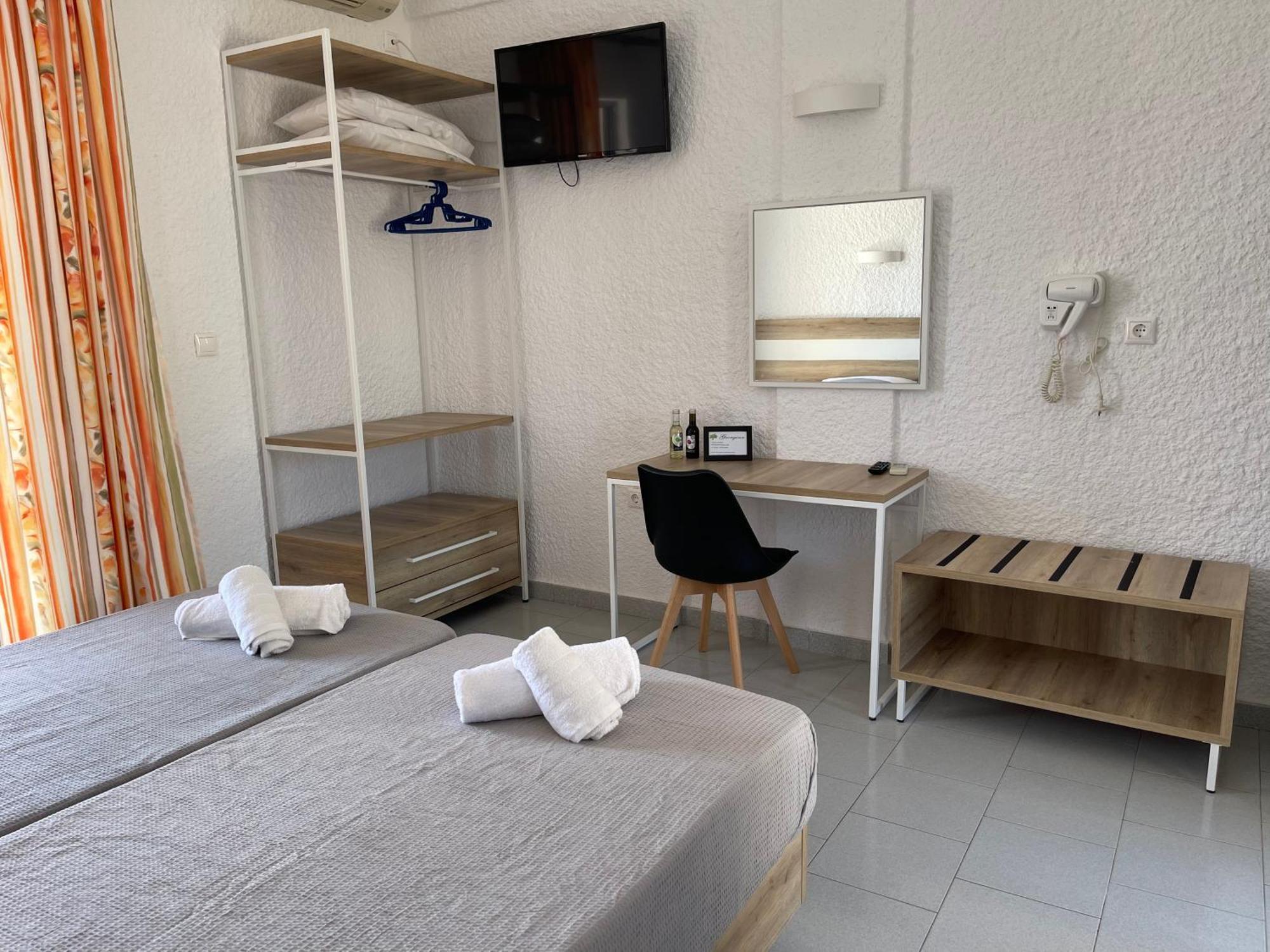 Georgina Hotel Agia Marina  Bagian luar foto
