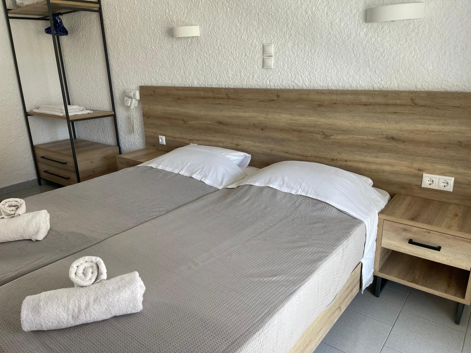 Georgina Hotel Agia Marina  Bagian luar foto